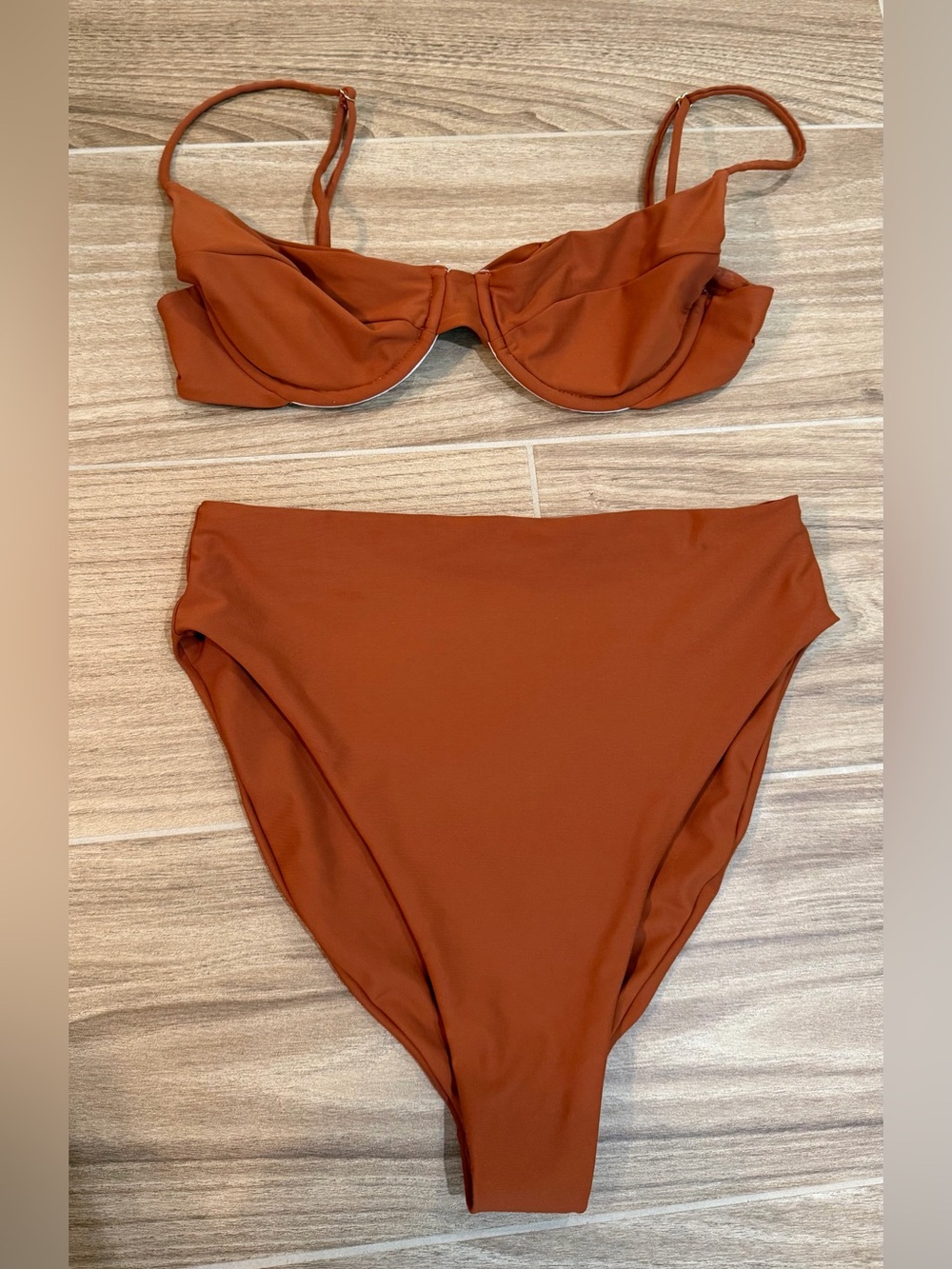 Skatie Bikini Set - Kate Top & Monroe Bottoms in Color: Tiki